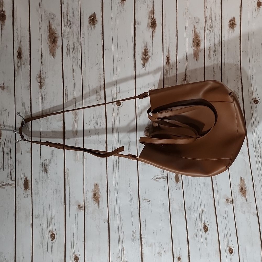 Henny & Lev Tan Shoulder Bag